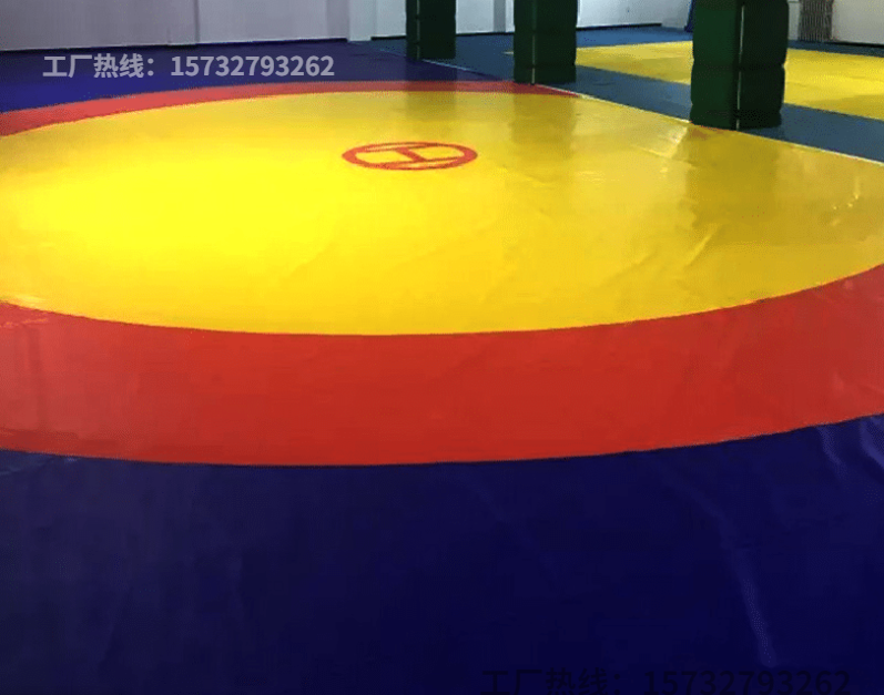 河北摔跤垫盖单生产厂家，鑫华翔摔跤垫子盖单厂家。